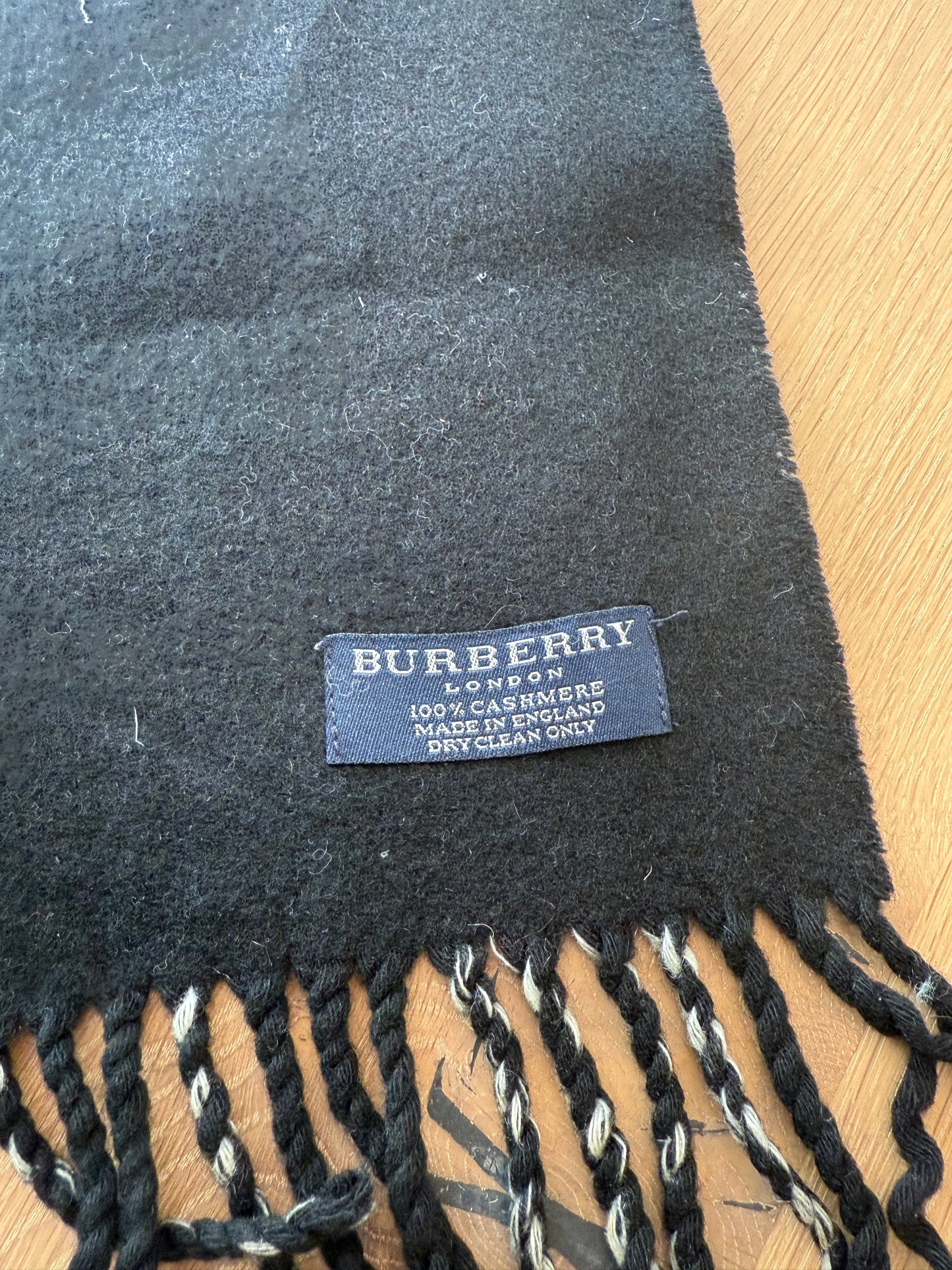 Burberry Schal 100% Kaschmir Vintage – Schwarz